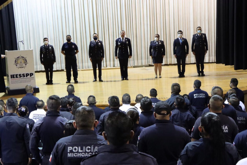 Capacitan a elementos de Seguridad Pública sobre justicia cívica