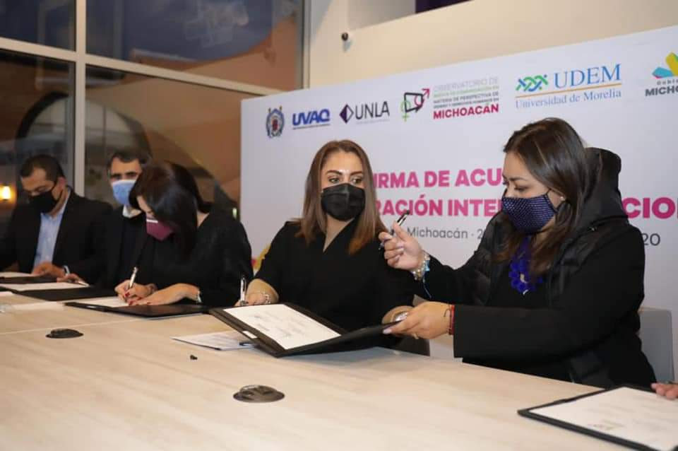 Firman alianza Observatorio de Medios de Comunicación e instituciones educativas    (Fotonota)