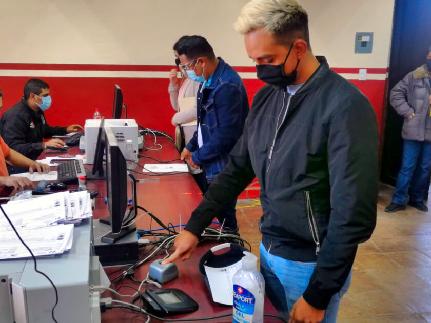 En Michoacán, más del 80 por ciento de vehículos porta placas vigentes