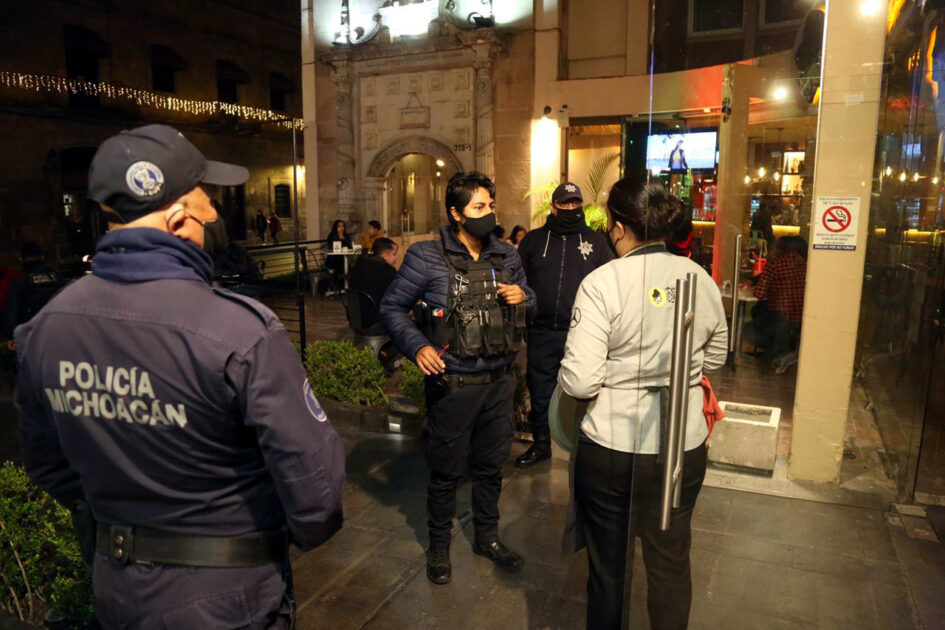 En Morelia supervisa SSP medidas sanitarias en 8 comercios para mitigar propagación de COVID-19