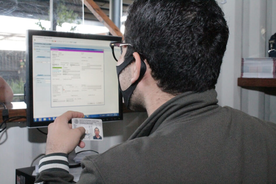 Hasta ocho años de cárcel para quien compre y venda documentos apócrifos