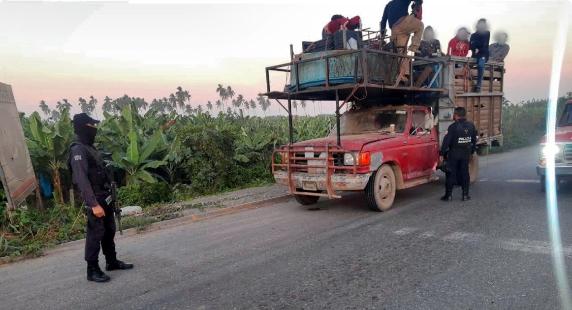 Mantiene SSP en Coahuayana acciones para prevenir contagios del COVID-19