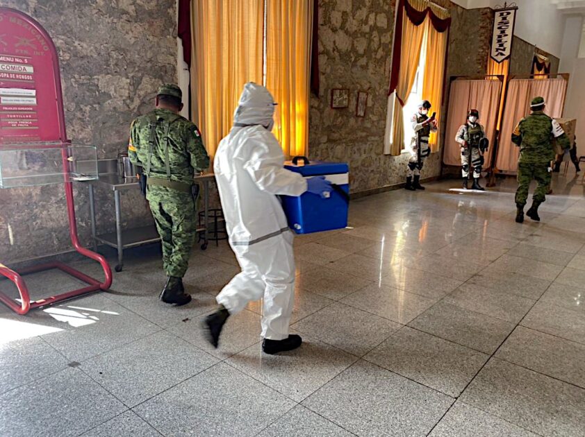 Llega a Michoacán segunda dotación de vacunas anti COVID-19