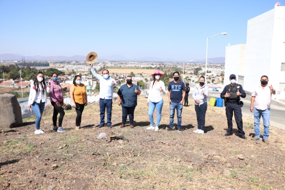 Atiende ayuntamiento petición de vecinos de Monte Olivo