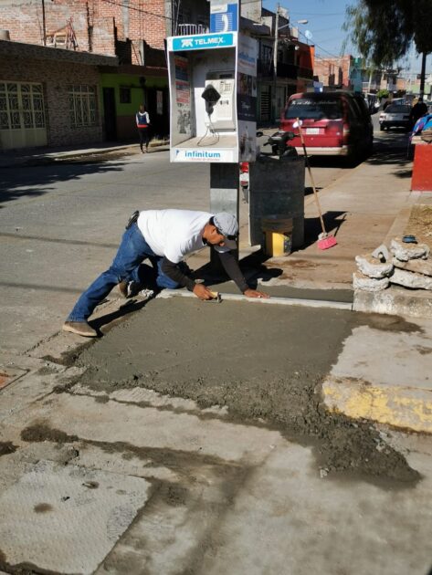 Rehabilitan parque en la Generalísimo Morelos en Zamora