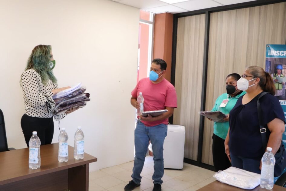 Dona UTM overoles a personal de salud del ISSSTE