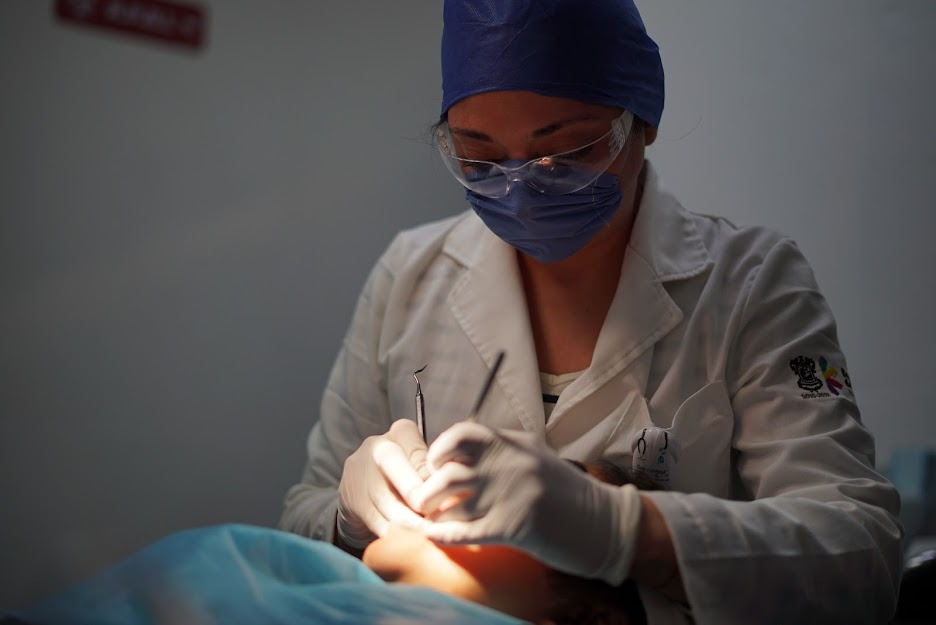 Refuerza SSM acciones preventivas y curativas para el cuidado de la salud bucal