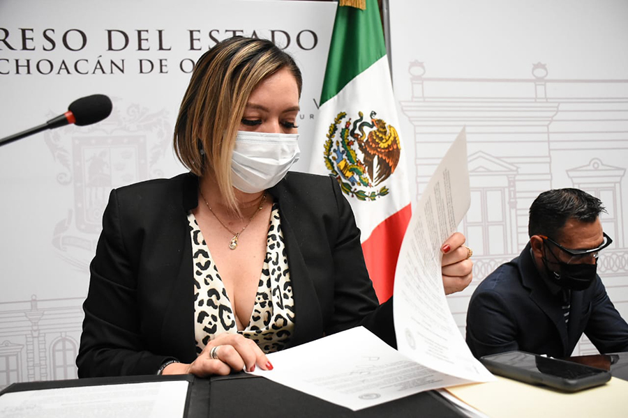 Congreso de Michoacán, garantiza gobernabilidad en municipios: Yarabí Ávila