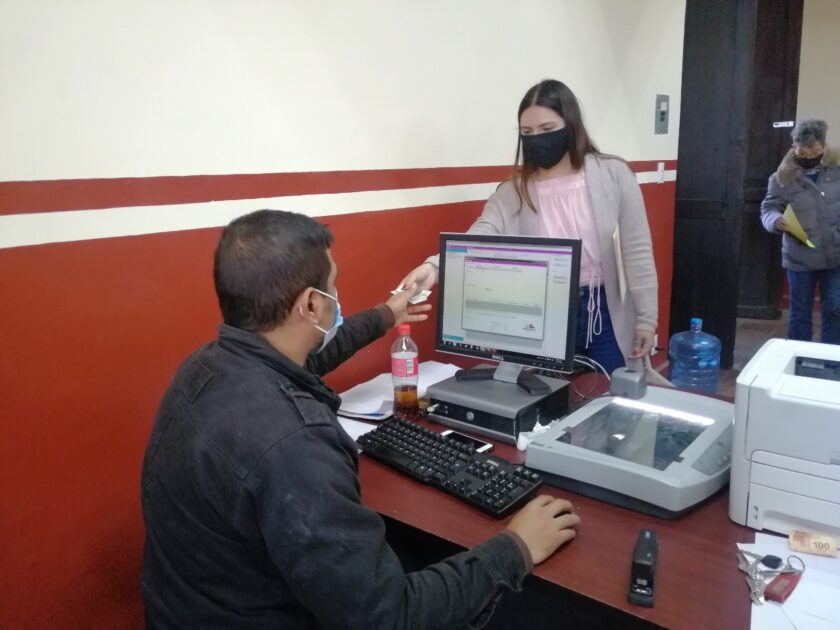 Informa SFA los requisitos de la licencia para conducir permanente