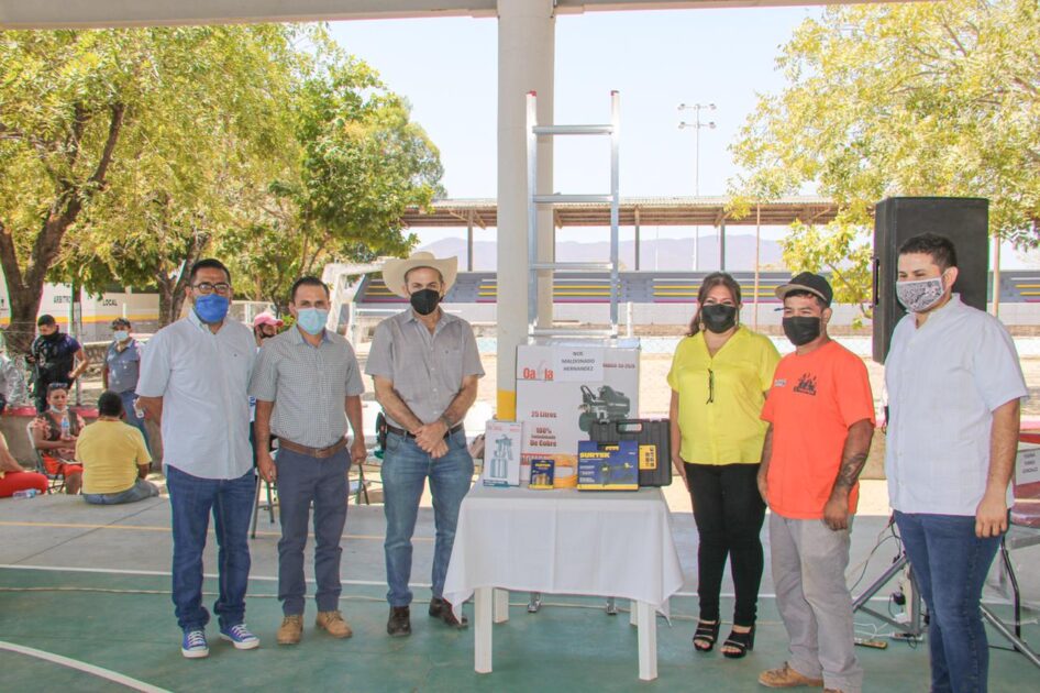 Con apoyos de Vende Más, Sedeco fortalece 20 micronegocios de Huetamo