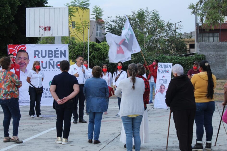 Respaldan vecinos del Duero y Los Laureles a Rubén Nuño