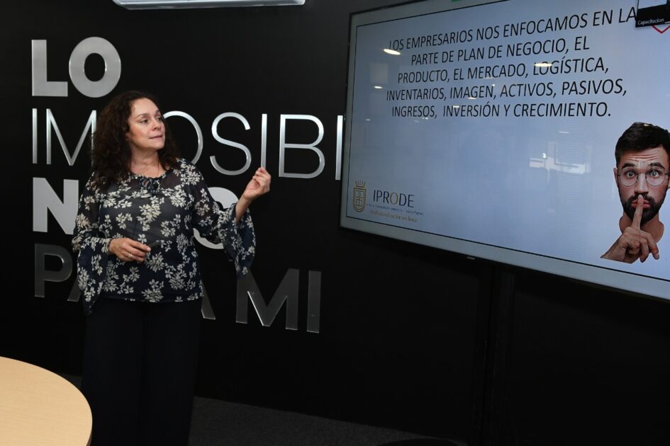 Preparan a empresarios para que tengan salud financiera en sus negocios