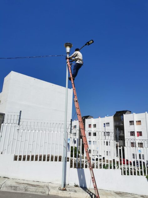 Avanza iluminación LED en Zamora
