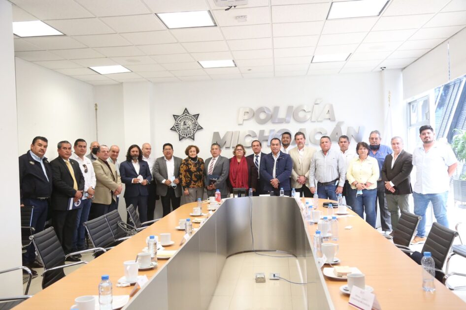 Trabajan SSP, FGE y organizaciones dedicadas al transporte para fortalecer la seguridad vial en Michoacán