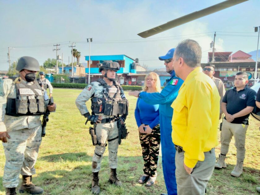 *Gobierno de Michoacán despliega helicóptero para sofocar incendio en Cotija*