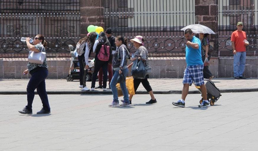 Advierten a la población sobre los golpes de calor