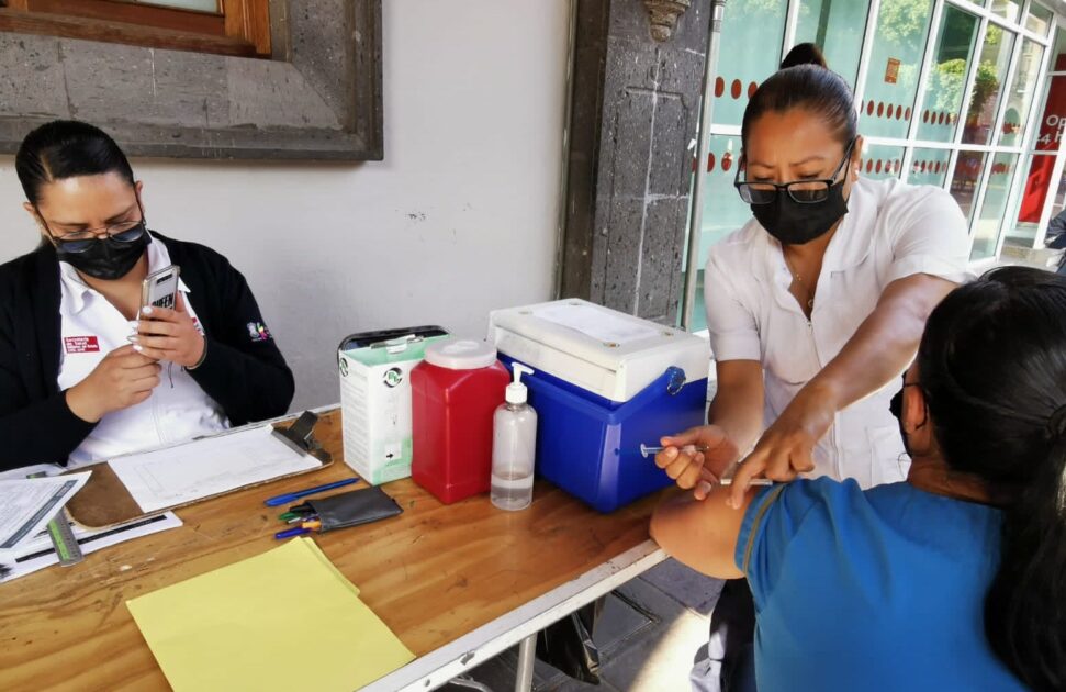 Extenderán vacunación contra COVID a varios puntos de zona urbana
