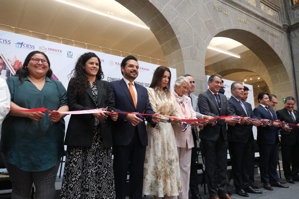 Sistema de seguridad social en México evoluciona con el consenso del  gobierno federal, empresarios y trabajadores