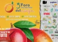 Árbol de mango con logotipos de patrocinadores de fondo, promoviendo el 3er Foro Internacional del Mango en México.