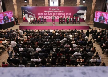 Michoacán prohíbe deuda pública a largo plazo